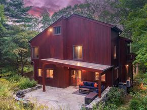 2 Cecilia Lane, Pleasantville NY 10570