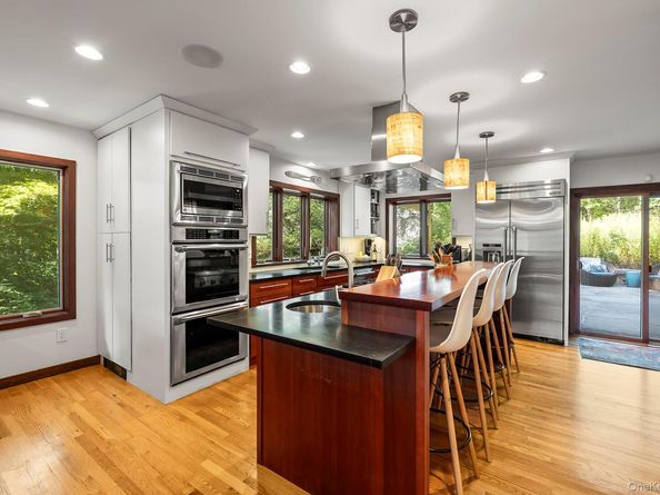 2 Cecilia Lane, Pleasantville NY 10570