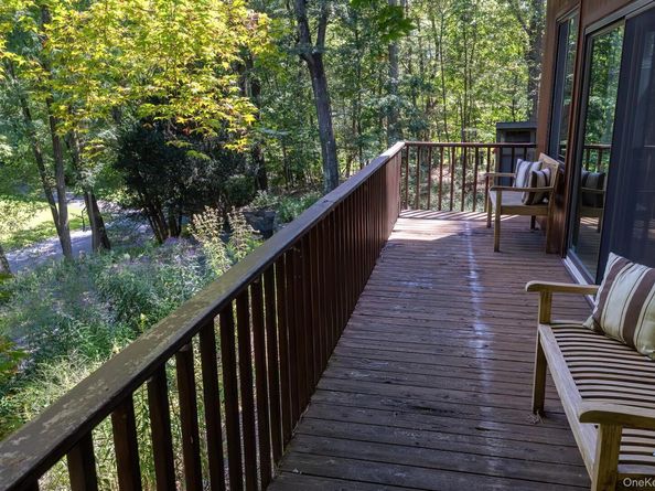 2 Cecilia Lane, Pleasantville NY 10570