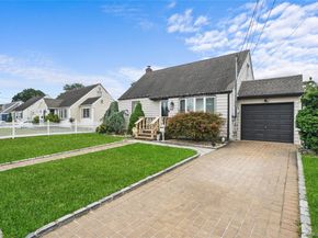 522 17th Street, West Babylon NY 11704