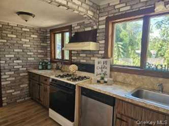 126 Alder Drive, Kings Park NY 11754