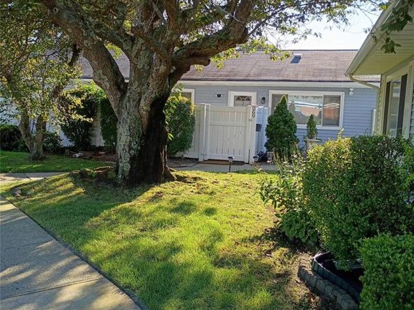 269 Storm Drive, Holtsville NY 11742