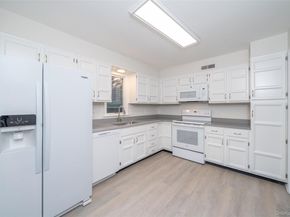 10 Grove Mews, Chappaqua NY 10514
