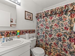 18 Lakeside Lane, Bay Shore NY 11706