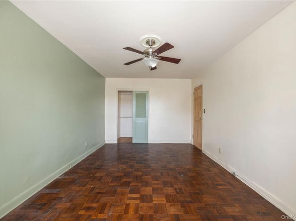 1304 Midland Avenue C20, Yonkers NY 10704