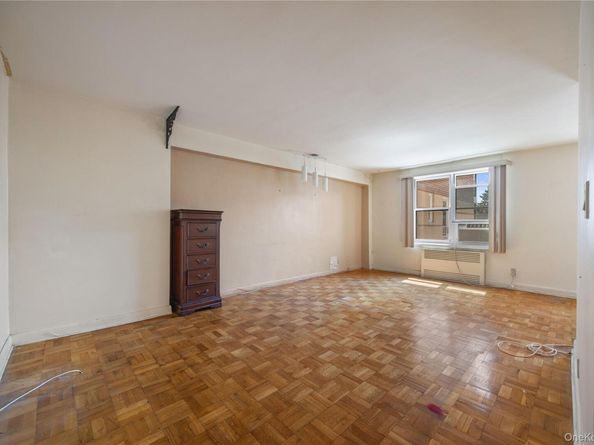 1304 Midland Avenue C20, Yonkers NY 10704
