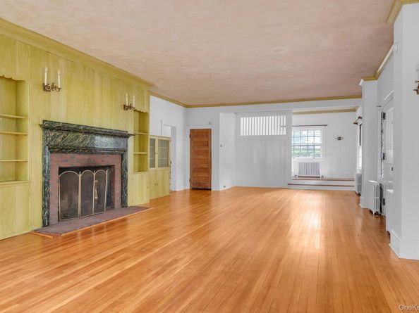 84 Nassau Boulevard, Garden City NY 11530