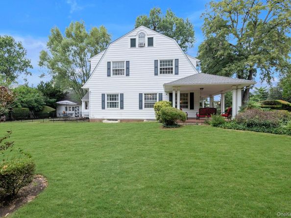 84 Nassau Boulevard, Garden City NY 11530