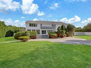 5 Alley Pond Court, Dix Hills NY 11746