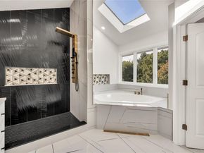 5 Alley Pond Court, Dix Hills NY 11746