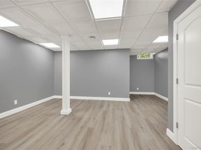 5 Alley Pond Court, Dix Hills NY 11746