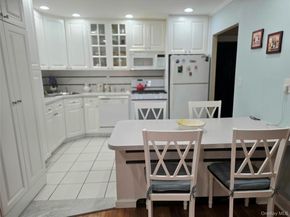 18-21 215th Street TH 24, Bayside NY 11360