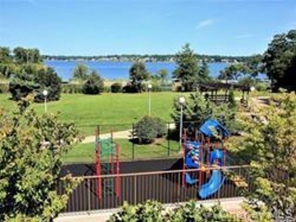 18-21 215th Street TH 24, Bayside NY 11360