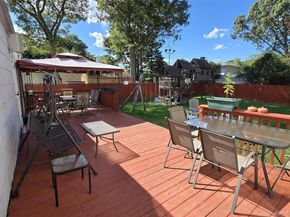 423 Alphabet Street, Holbrook NY 11741