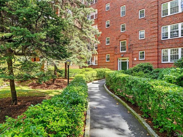 1360 Midland Avenue 4F, Bronxville NY 10708
