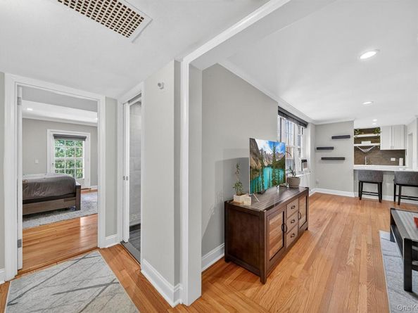 1360 Midland Avenue 4F, Bronxville NY 10708