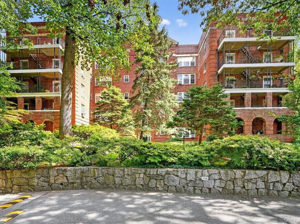 1360 Midland Avenue 4F, Bronxville NY 10708