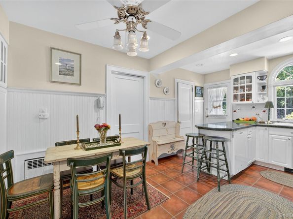 39 Lindbergh Street, Locust Valley NY 11560