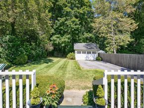 39 Lindbergh Street, Locust Valley NY 11560