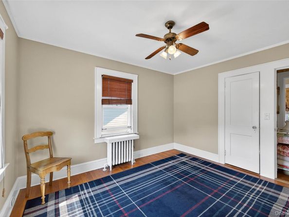 39 Lindbergh Street, Locust Valley NY 11560