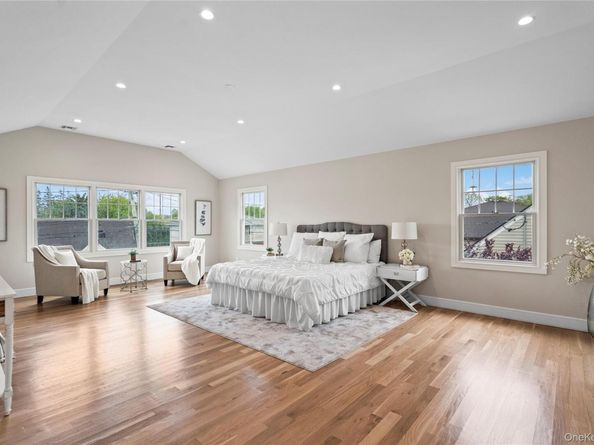 255 N Chestnut Street, Massapequa NY 11758