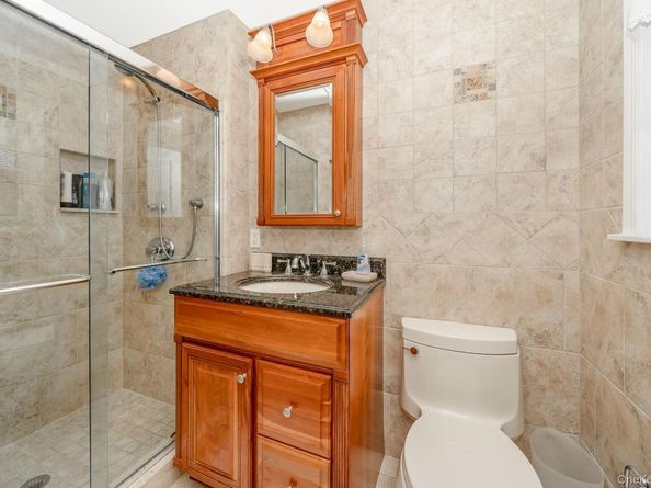 43 Duck Lane, West Islip NY 11795