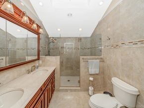 43 Duck Lane, West Islip NY 11795