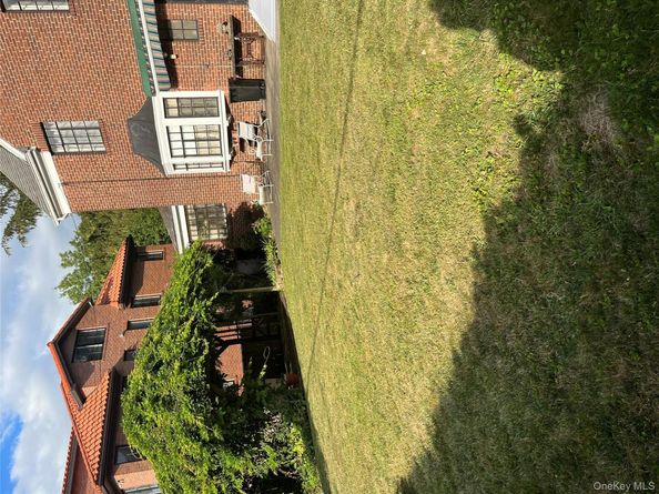 32-12 161st Street, Flushing NY 11358