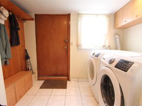 63-61 77th Street, Middle Village NY 11379