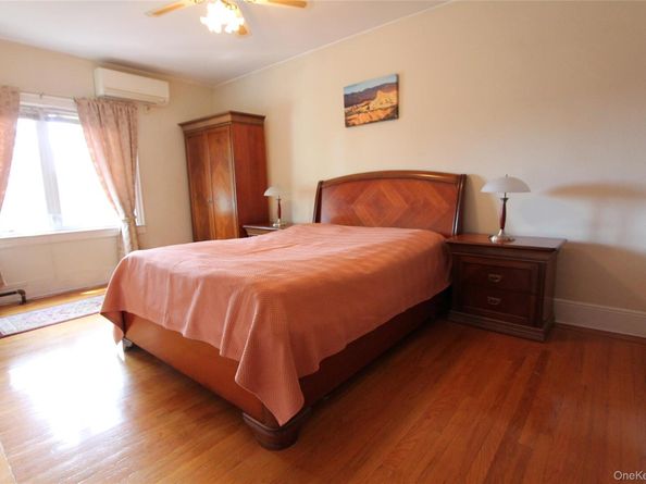 63-61 77th Street, Middle Village NY 11379