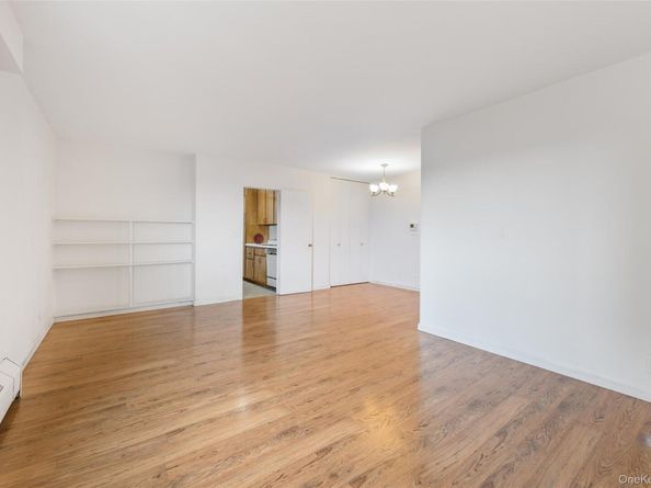 3965 52nd Street 5U, Woodside NY 11377