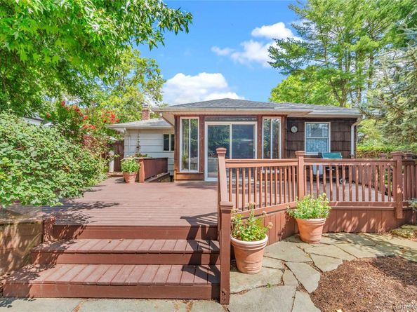 610 Park Avenue, West Hempstead NY 11552