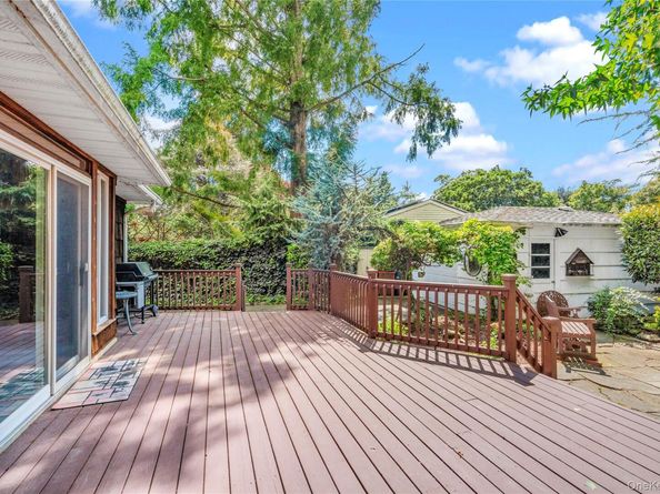 610 Park Avenue, West Hempstead NY 11552