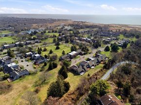 282 Helm Lane, Bay Shore NY 11706