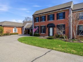 282 Helm Lane, Bay Shore NY 11706
