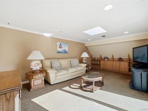 282 Helm Lane, Bay Shore NY 11706