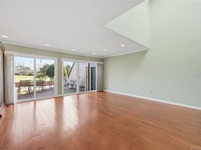 282 Helm Lane, Bay Shore NY 11706