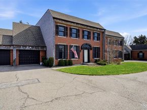 282 Helm Lane, Bay Shore NY 11706
