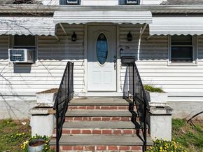 236 Maple Place, Mineola NY 11501
