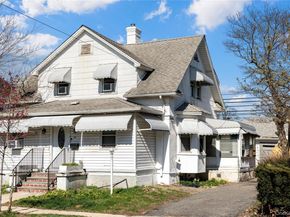 236 Maple Place, Mineola NY 11501
