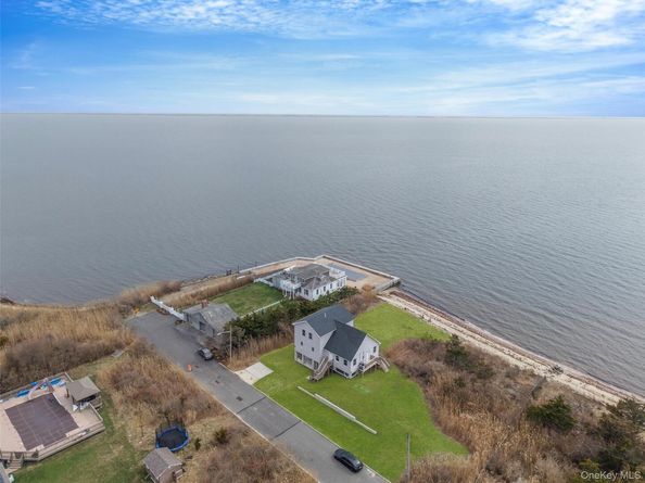 22 Rod Street, East Patchogue NY 11772