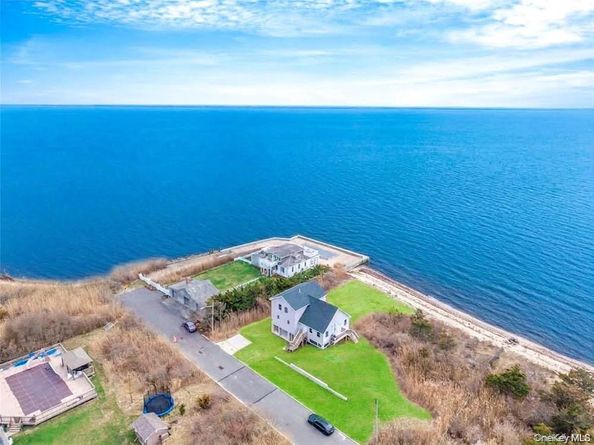 22 Rod Street, East Patchogue NY 11772