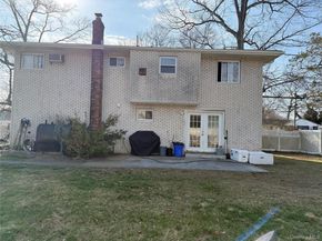 91 Putnam Avenue, West Babylon NY 11704