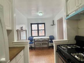 94-30 59 Avenue 4H, Elmhurst NY 11373