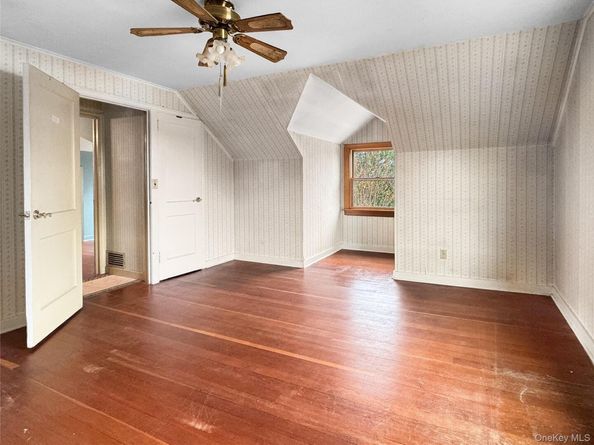 57 (aka 400) Wilmarth Avenue, Greenport NY 11944