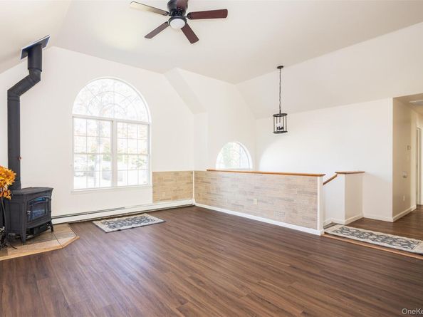 182 Whittier Drive, Mastic Beach NY 11951