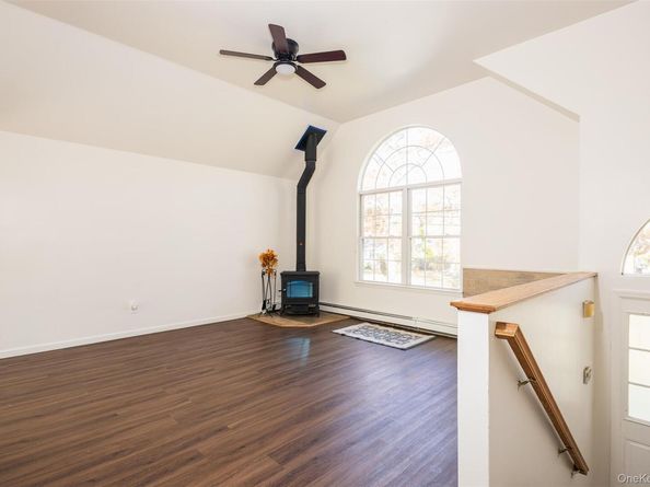 182 Whittier Drive, Mastic Beach NY 11951