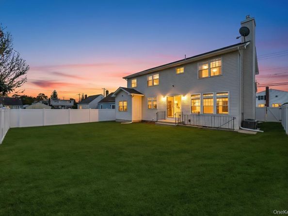 1427 Bellmore Road, North Bellmore NY 11710