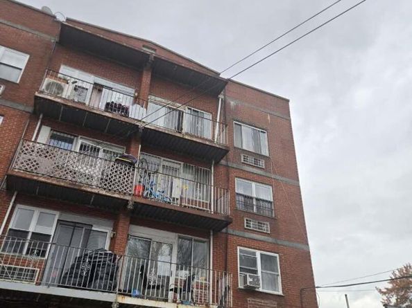 41-08 97th Place 3D, Corona NY 11368