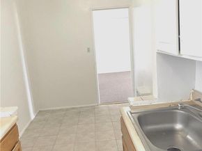 88-30 182 Street 4D, Hollis NY 11423